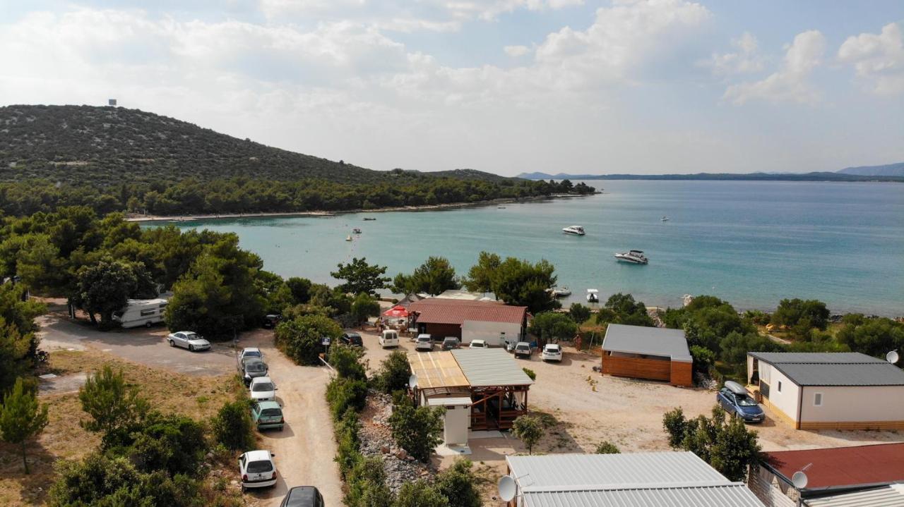 Mobile homes Charly Tisno Esterno foto