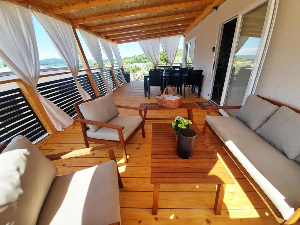 Mobile homes Charly Tisno Esterno foto